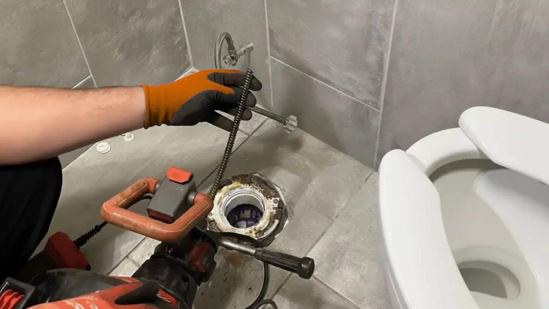 Difference Between Cleaning Your Drain